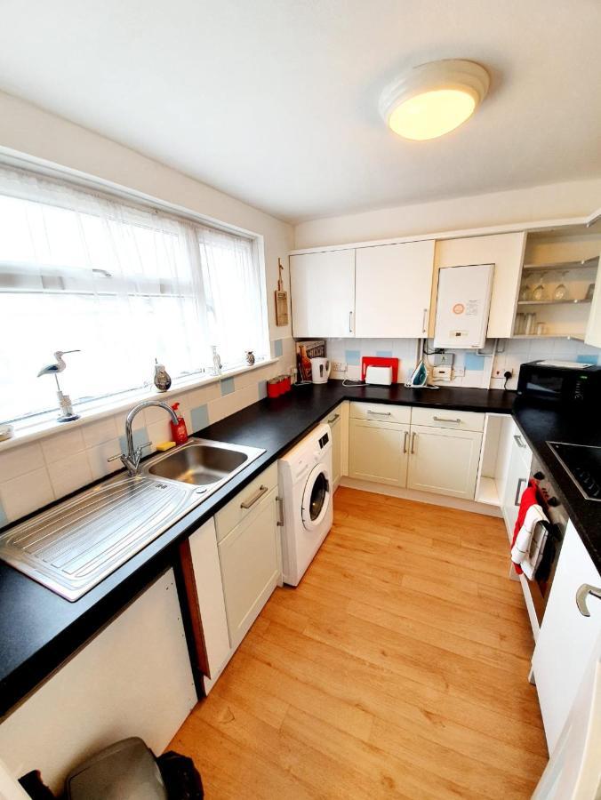 Rayleigh Town Centre 2 Bedroom Apartment Exterior foto